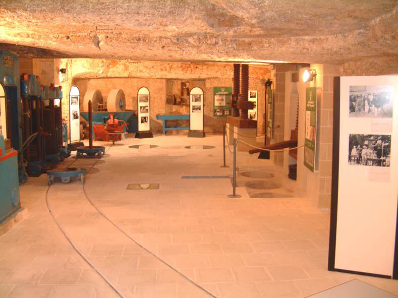 Immagine: Immagine Antico frantoio ipogeo 